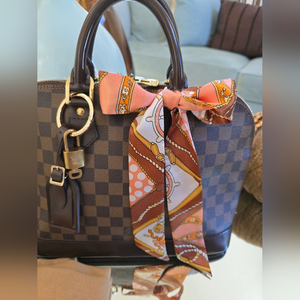 Louis Vuitton Damier Ebene Alma PM